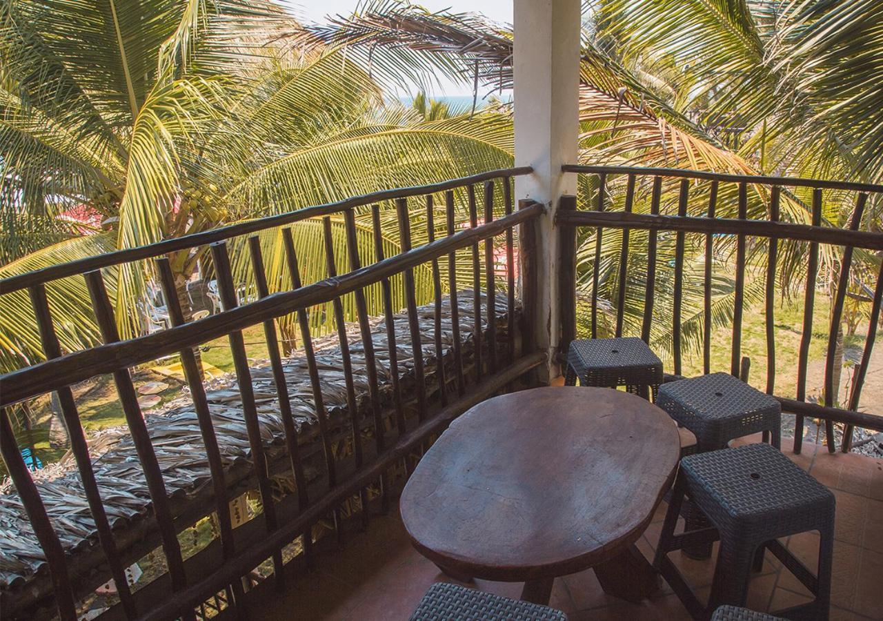 Marbella Eco Lodge มอนเตริโก ภายนอก รูปภาพ