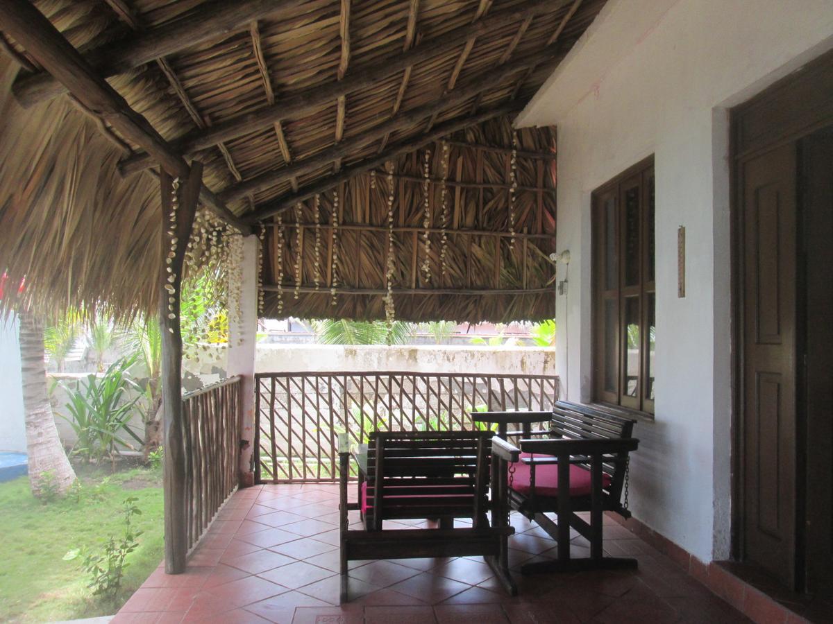 Marbella Eco Lodge มอนเตริโก ภายนอก รูปภาพ